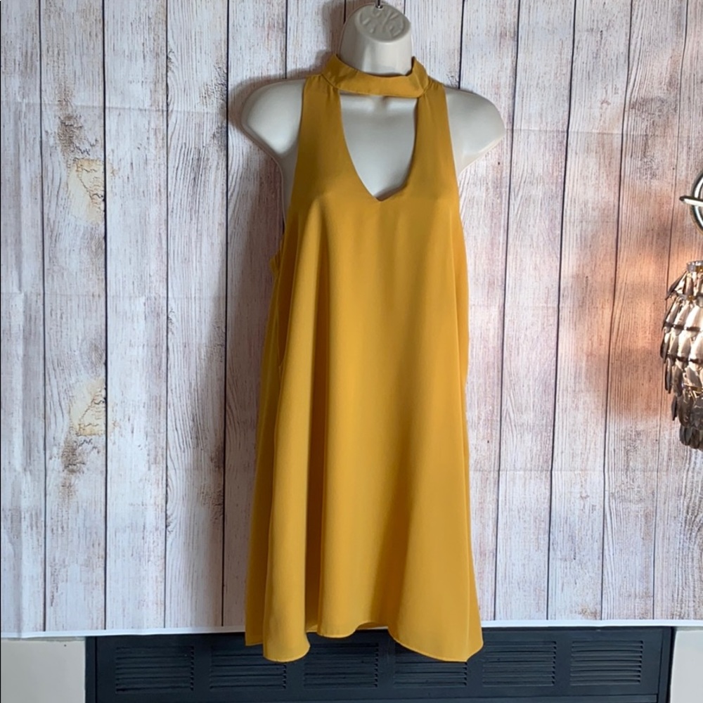 Sold🤗Lulu’s groove thing golden yellowdress - Picture 4 of 7